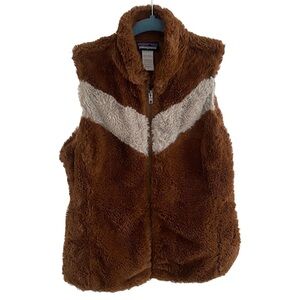 Patagonia Women's Los Gatos furry vest